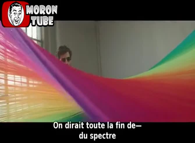 Video :People who are color blind notice colors for the first time
